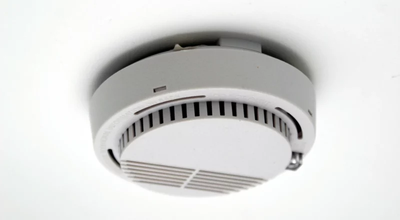 Détecteur de fumée au plafond